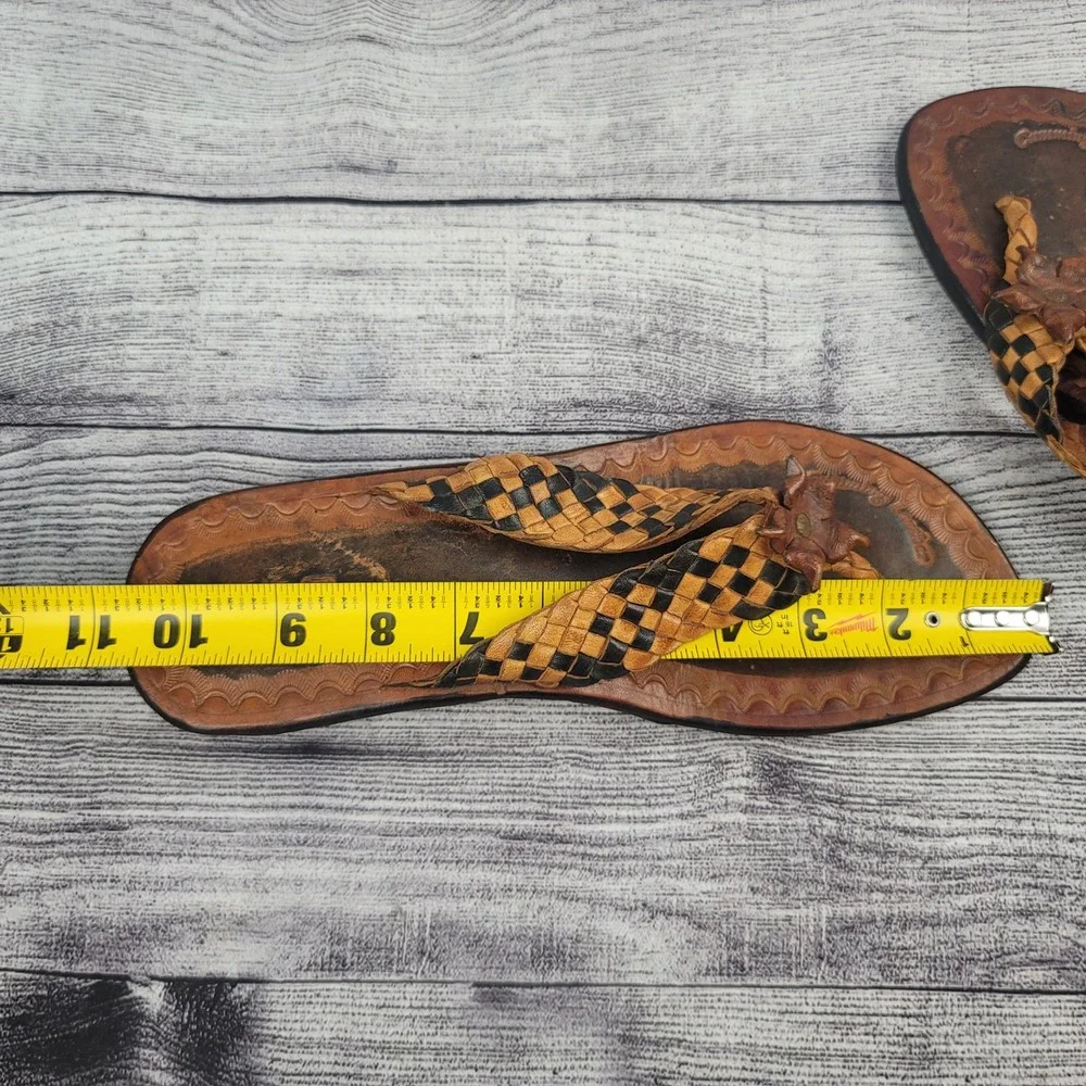 Vintage Hand Tooled Leather Woven Wedge Thong Sandals Boho Flower Brown Womens